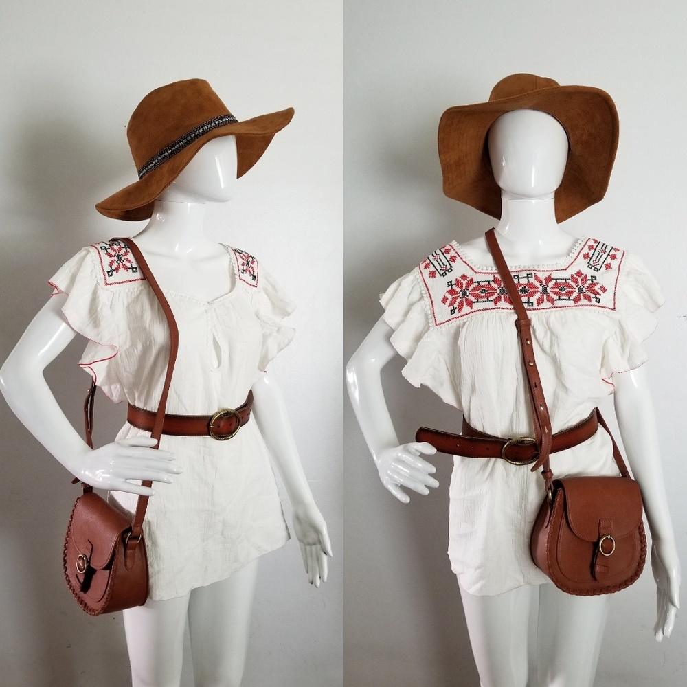 NWT M Embroidered Max Studio Tunic Top Blouse